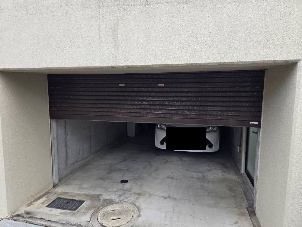 電動シャッター開閉機付スプリングシャフト（モートR）・スラット交換工事（大阪府大阪市）｜シャッター修理・交換