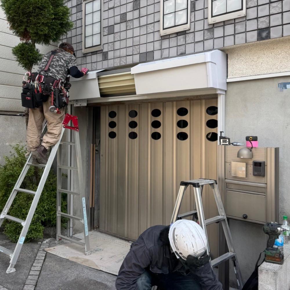 軽量電動シャッター交換修理（東京都港区）｜スラット交換工事｜施工事例
