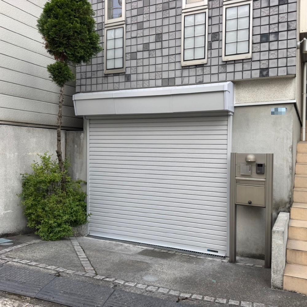 軽量電動シャッター交換修理（東京都港区）｜スラット交換工事｜施工事例