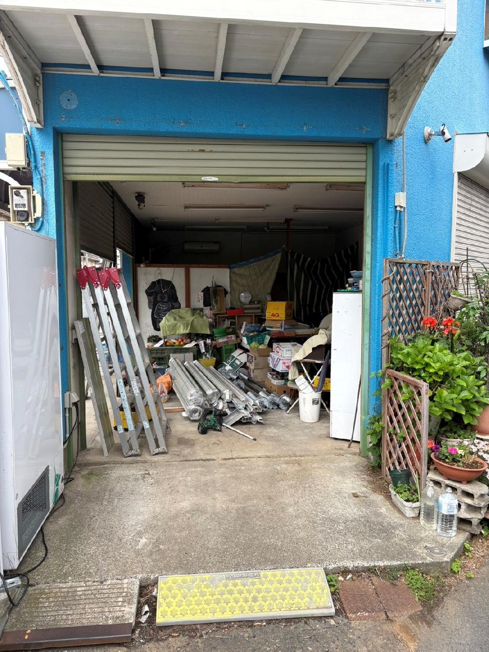 軽量手動シャッター取付交換工事②（埼玉県川口市）｜スプリングシャフト・スラット取付工事｜施工事例