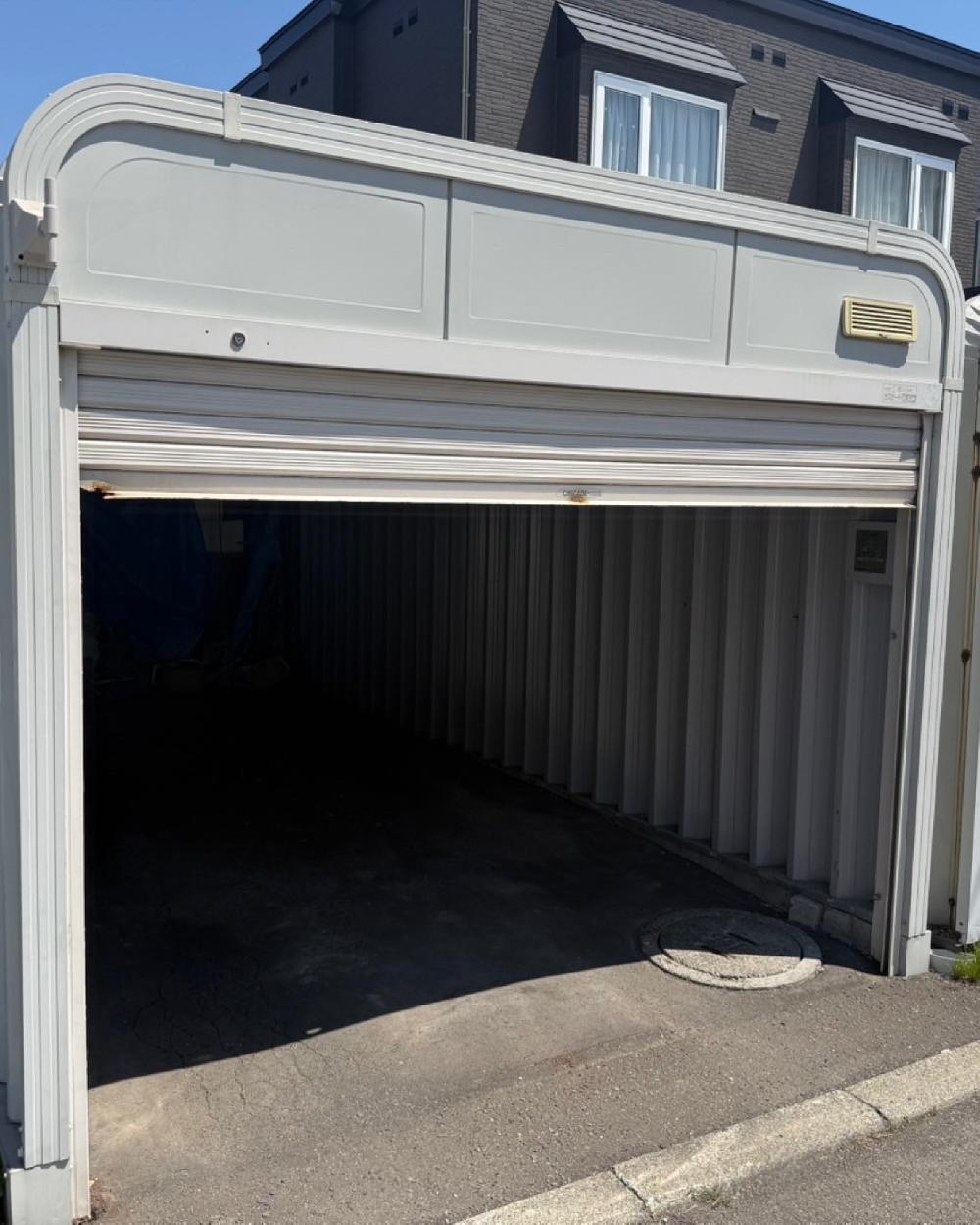 軽量シャッター座いた交換交換工事（北海道札幌市）｜シャッター修理・交換｜動かなくなった