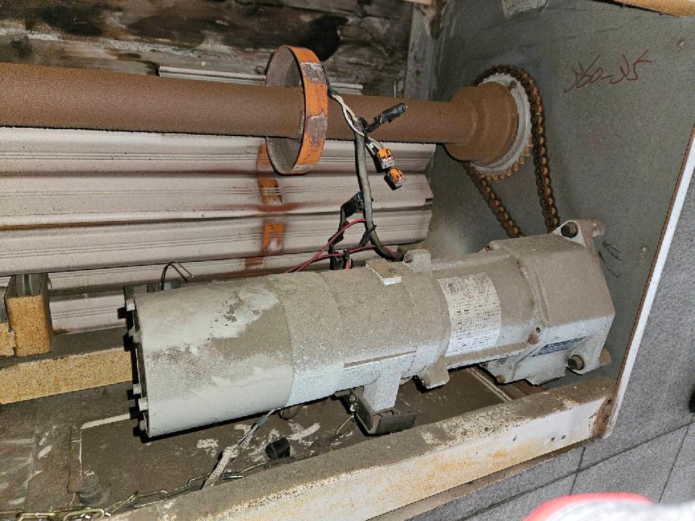 重量電動シャッターSH200R開閉機交換工事（東京都墨田区）｜シャッター修理・交換