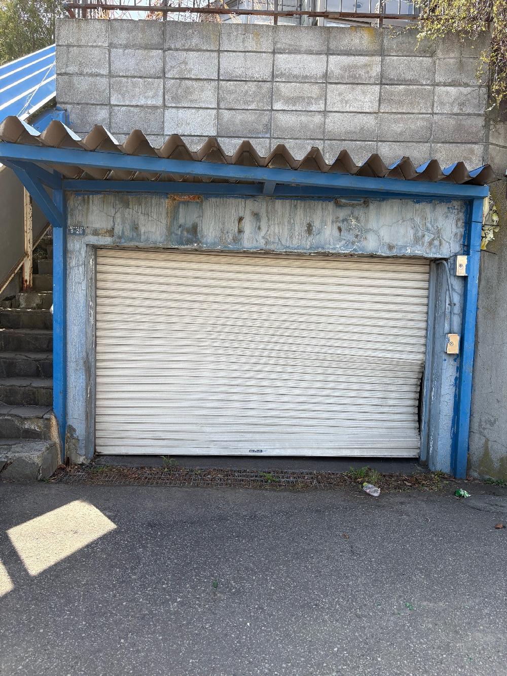 軽量手動シャッター交換修理（北海道札幌市）｜スプリングシャフト・スラット交換工事｜施工事例