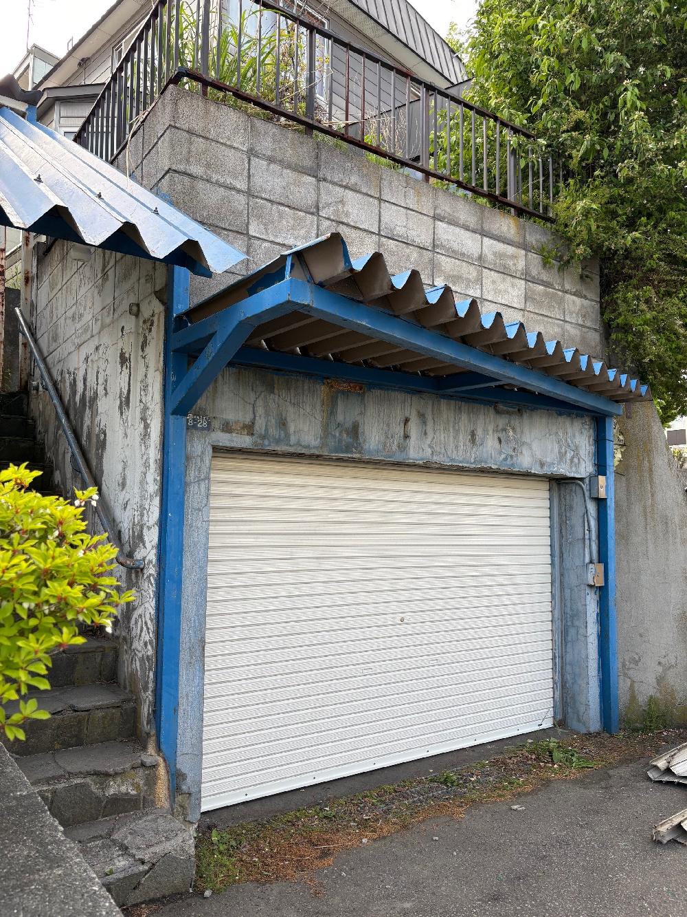軽量手動シャッター交換修理（北海道札幌市）｜スプリングシャフト・スラット交換工事｜施工事例