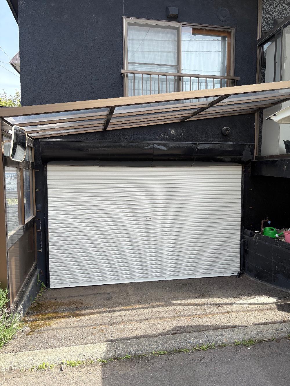 軽量手動シャッター交換修理（北海道札幌市）｜スプリングシャフト・スラット交換工事｜施工事例