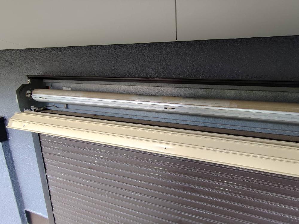 電動窓シャッター交換工事（千葉県大網白里市）｜電動窓シャッター開閉機交換工事｜動かなくなったシャッターの交換対応