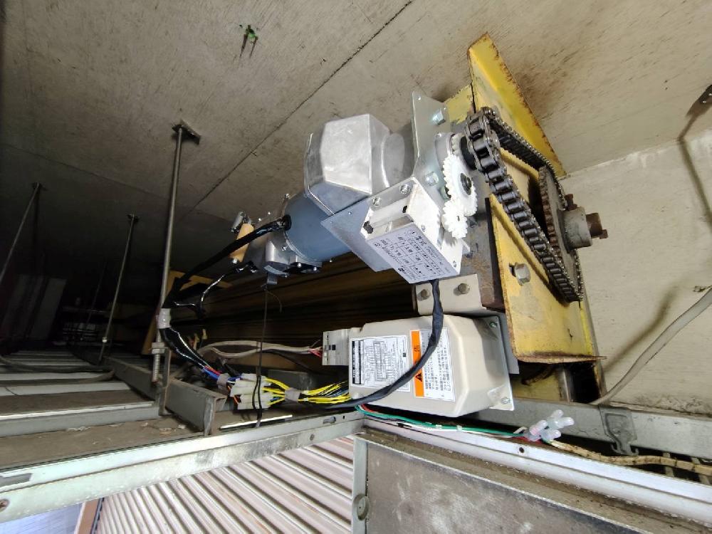 電動シャッター開閉機交換工事（神奈川県横浜市）｜シャッター修理・交換｜動かなくなった