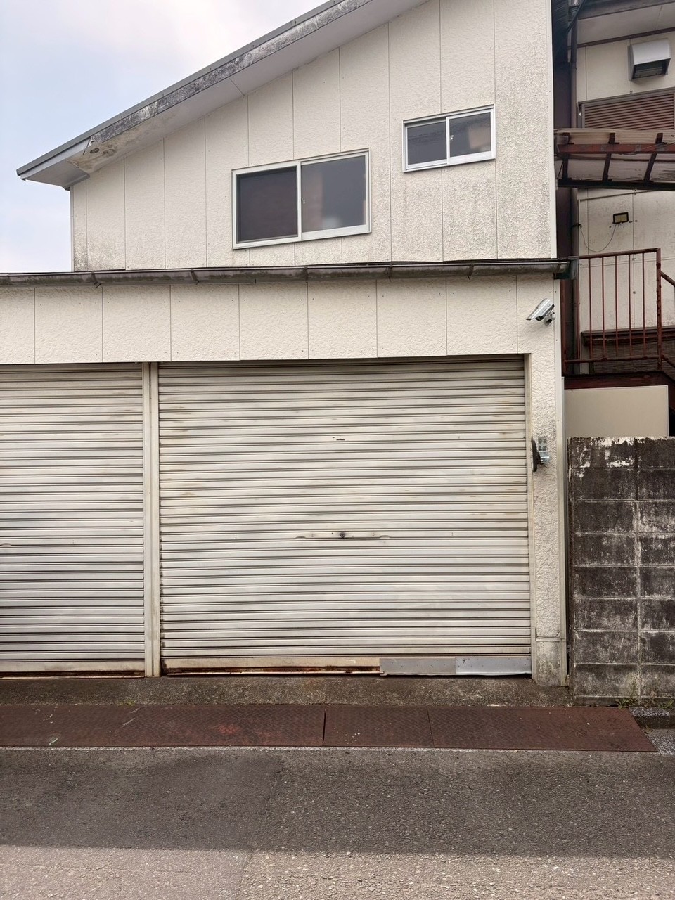 軽量手動シャッター交換工事（宮崎県宮崎市）｜スプリングシャフト・スラット交換工事｜施工事例