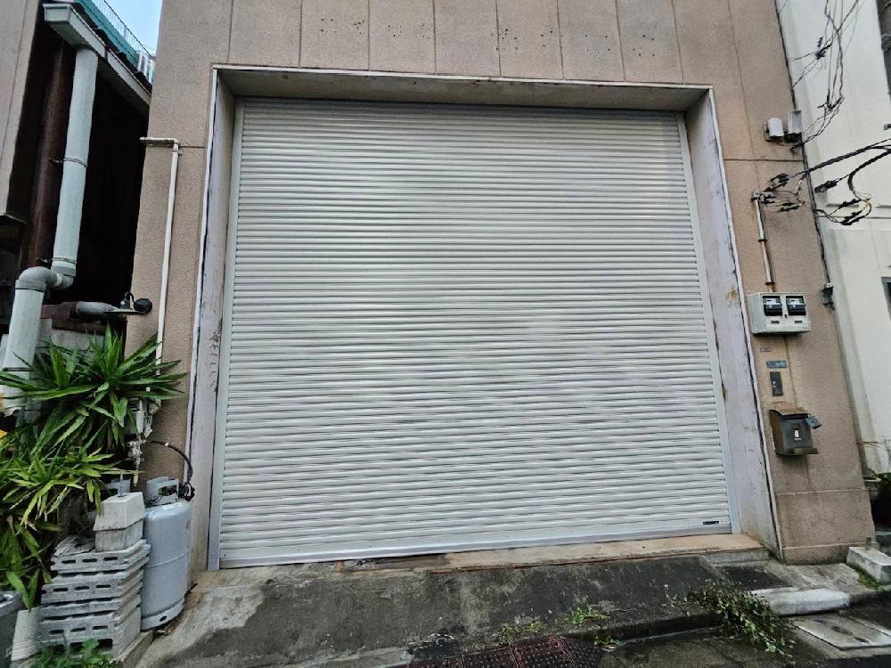 重量電動シャッター開閉機・スラット交換工事②（東京都江東区）｜シャッター修理・交換｜施工事例