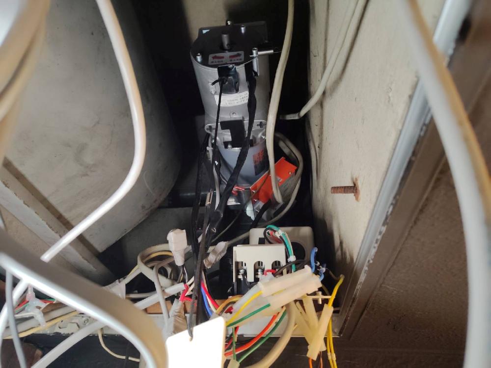 重量電動シャッター開閉機交換工事（東京都国分寺市）｜シャッター修理