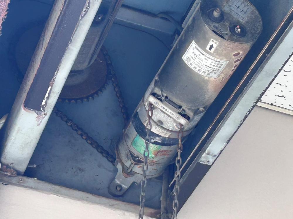 電動シャッター開閉機スラット交換工事②（東京都江東区）｜シャッター修理・交換｜動かなくなった