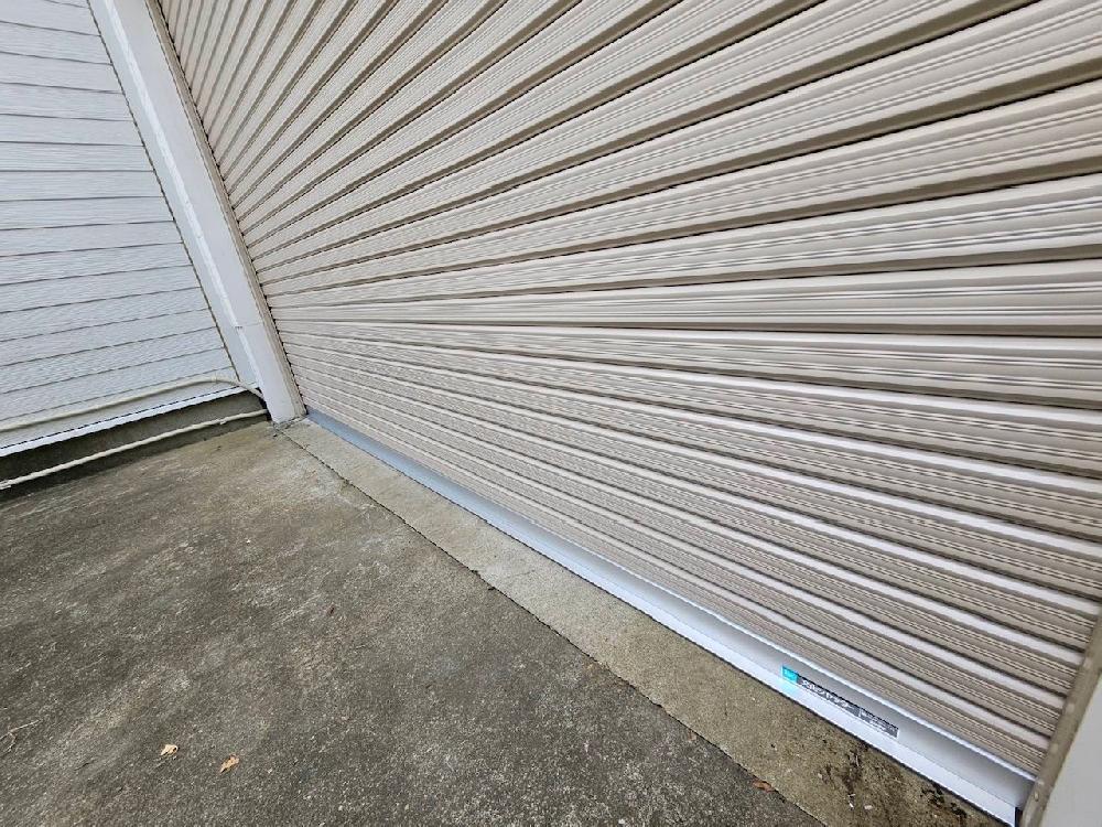 軽量シャッター水切り座板スラット一部交換工事（千葉県茂原市）｜シャッター修理・交換｜動かなくなった