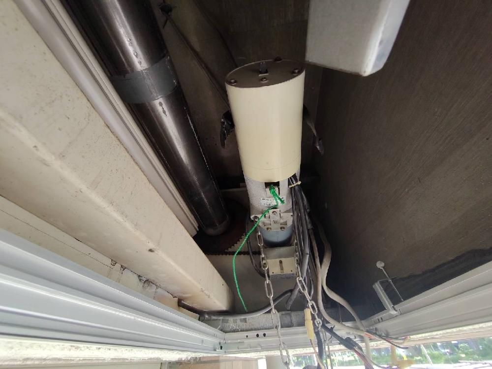 電動シャッター開閉機交換工事（神奈川県横浜市）｜シャッター修理・交換｜動かなくなった