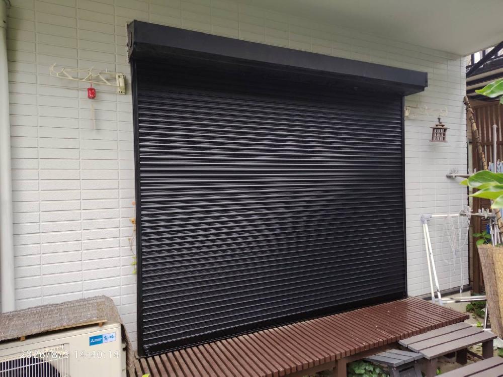 窓シャッター電動化交換工事②（神奈川県横浜市）｜電動窓シャッター開閉機交換工事｜動かなくなったシャッターの交換対応