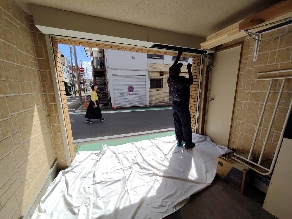 軽量手動シャッター交換工事①（神奈川県横浜市）｜スプリングシャフト・スラット交換工事｜施工事例