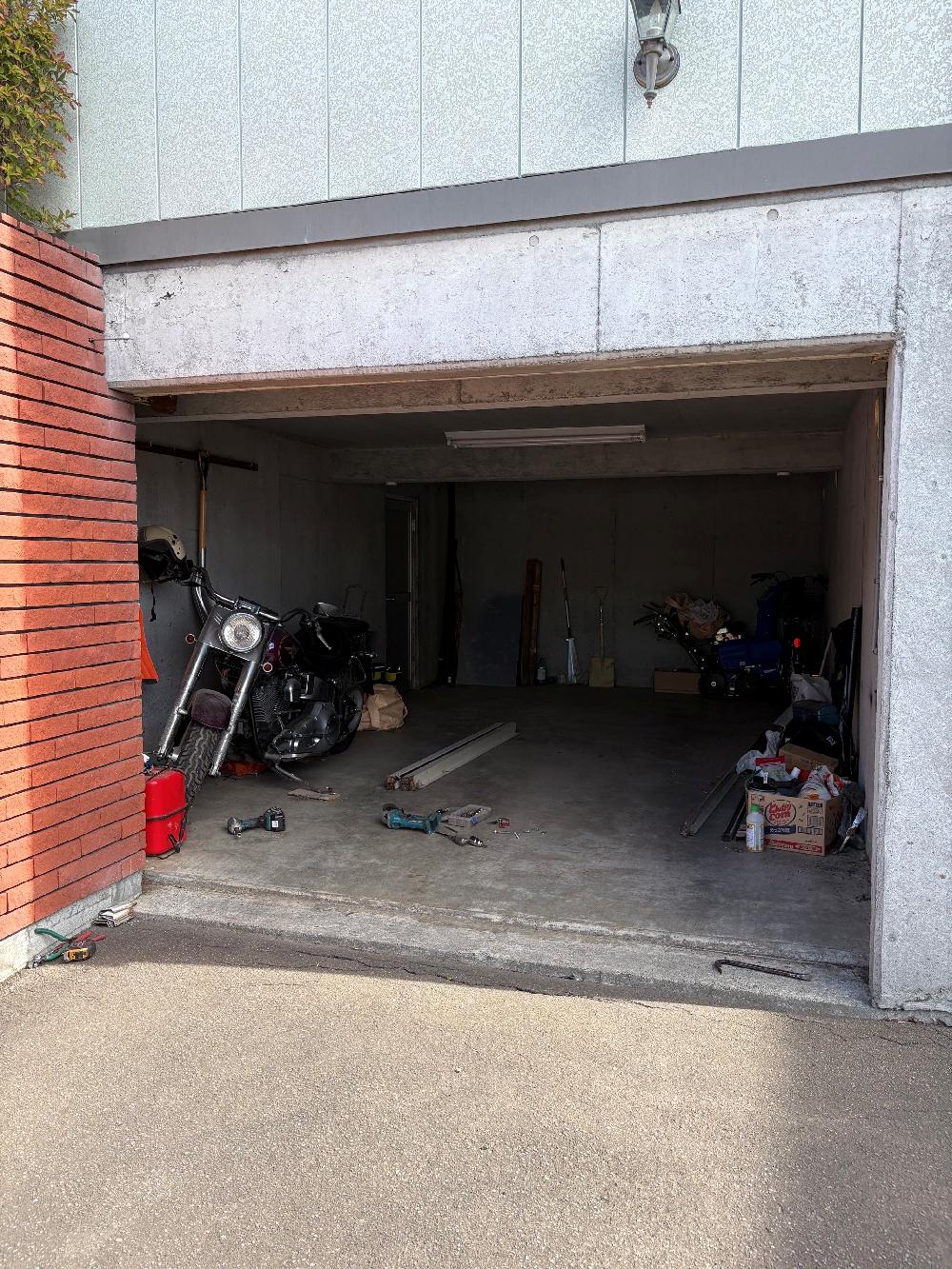 軽量手動シャッター交換工事（北海道岩見沢市）｜スプリングシャフト・スラット交換工事｜施工事例