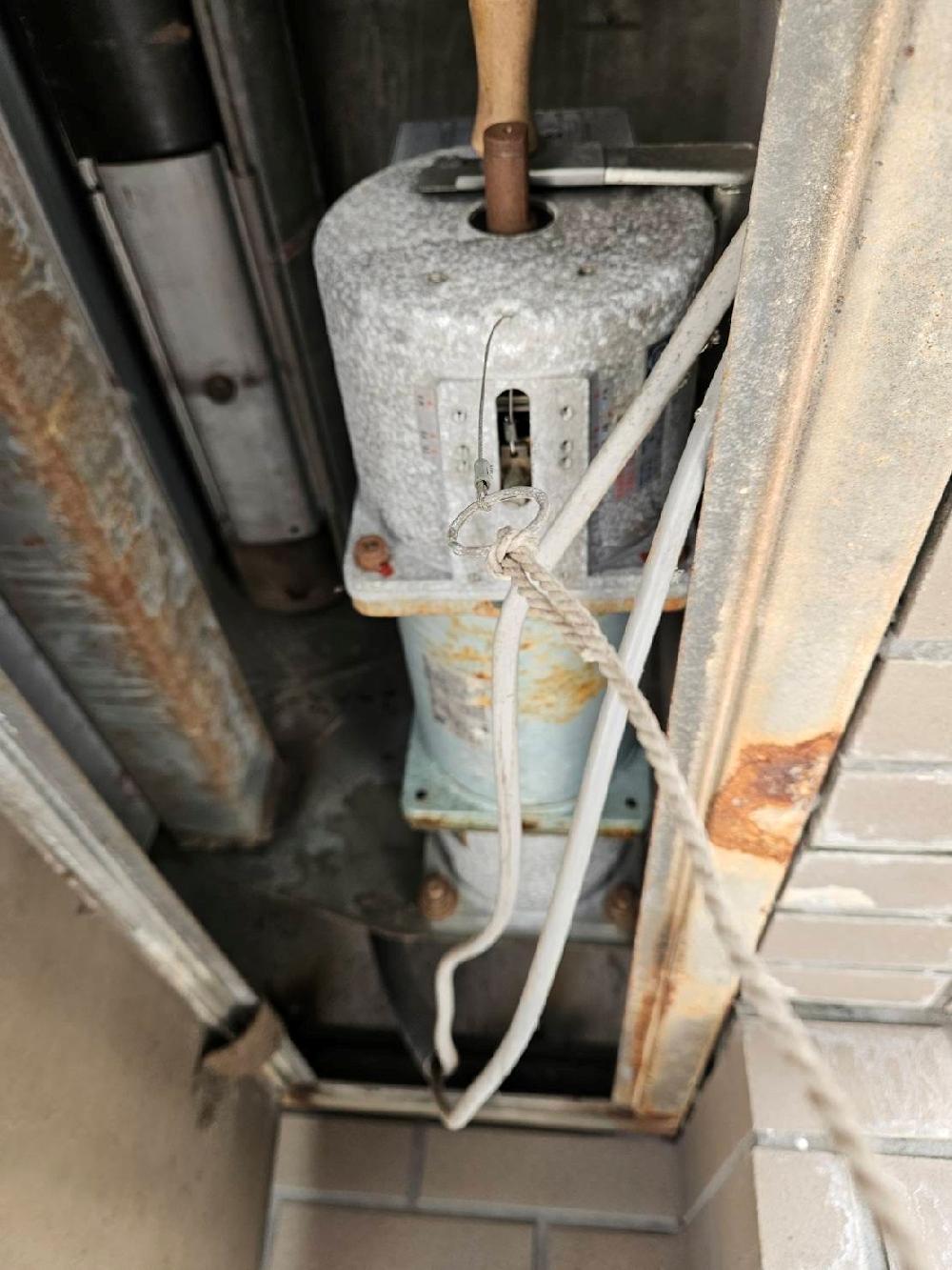 電動シャッター開閉機交換工事（東京都大田区）｜シャッター修理・交換｜動かなくなった