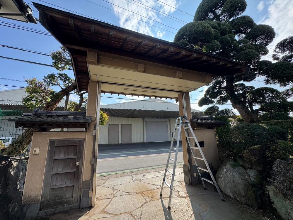 電動グリルシャッター開閉機交換工事（埼玉県加須市）｜シャッター修理・交換｜動かなくなった